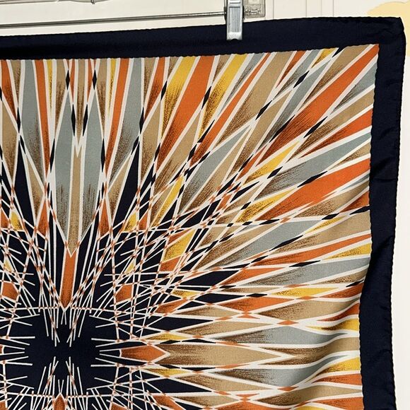 Vintage 60s/70s Mr. Emperor Starburst Pattern Large Polyester Square Scarf - Picture 3 of 10